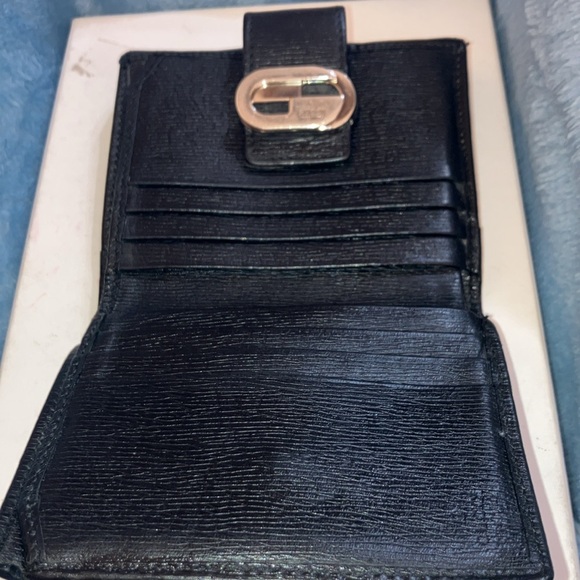 Gucci Vintage black leather interlocking G bifold wallet with silver har… - Picture 9 of 12